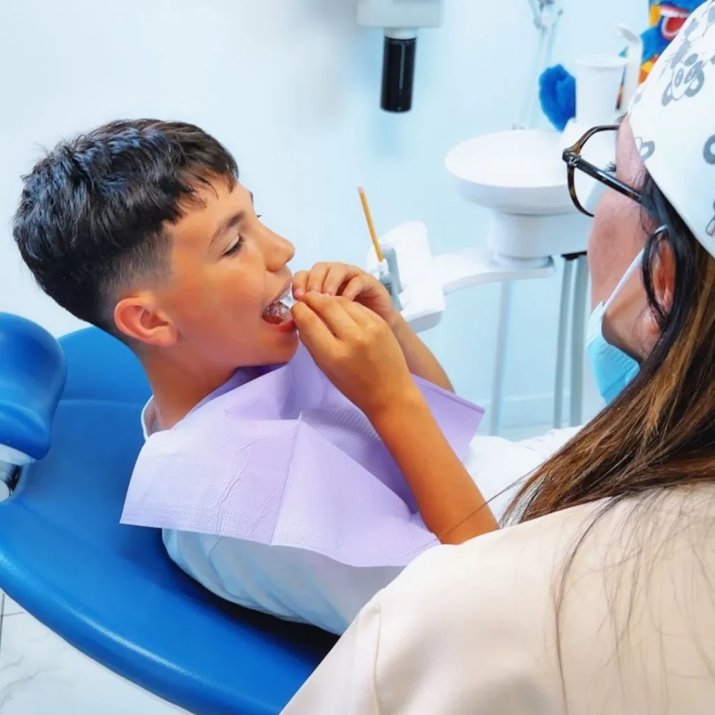 apparecchio trasparente a Magenta e Segrate - - Studio dentistico ad Abbiategrasso - studio dentistico a Corbetta - studio dentistico a Pioltello - studio dentistico a Cernusco sul Naviglio